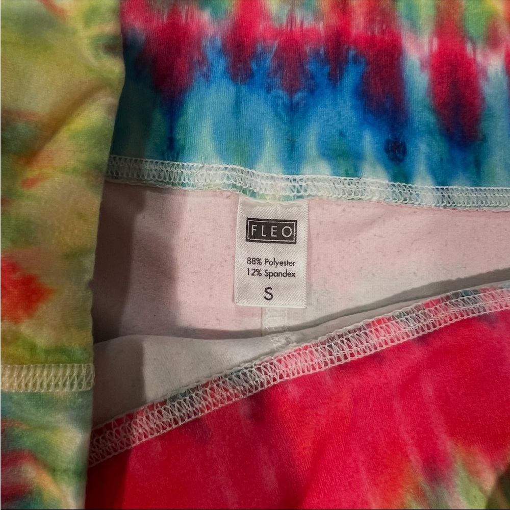 Fleo Multicolor Tie-Dye Shorts - Picture 3 of 3